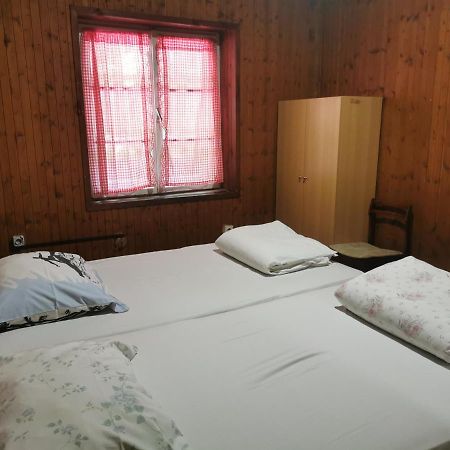Great Mountain B&B Platak Exteriör bild