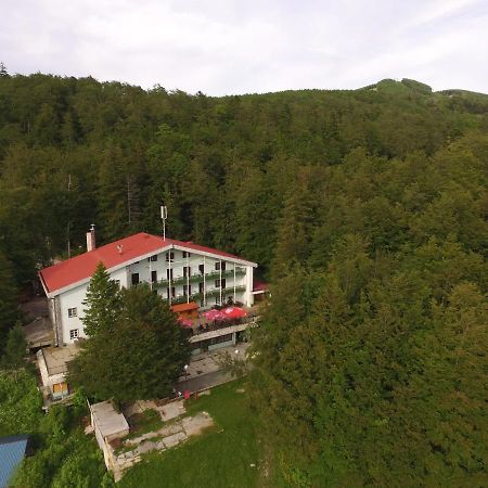 Great Mountain B&B Platak Exteriör bild